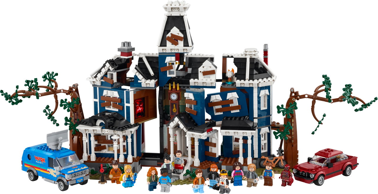 LEGP 11370 Stranger Things: The Creel House 2593pcs